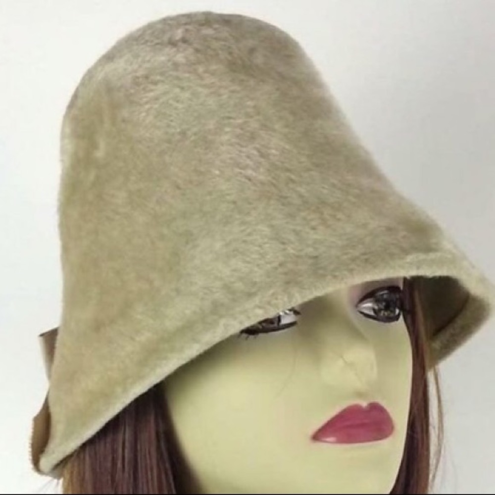 Vintage fuzzy cloche bucket hat 1960s wool fur mod beige tan ribbon fall autumn